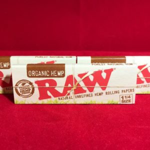 $2.50 RAW rolling paper 1 1/4 Size