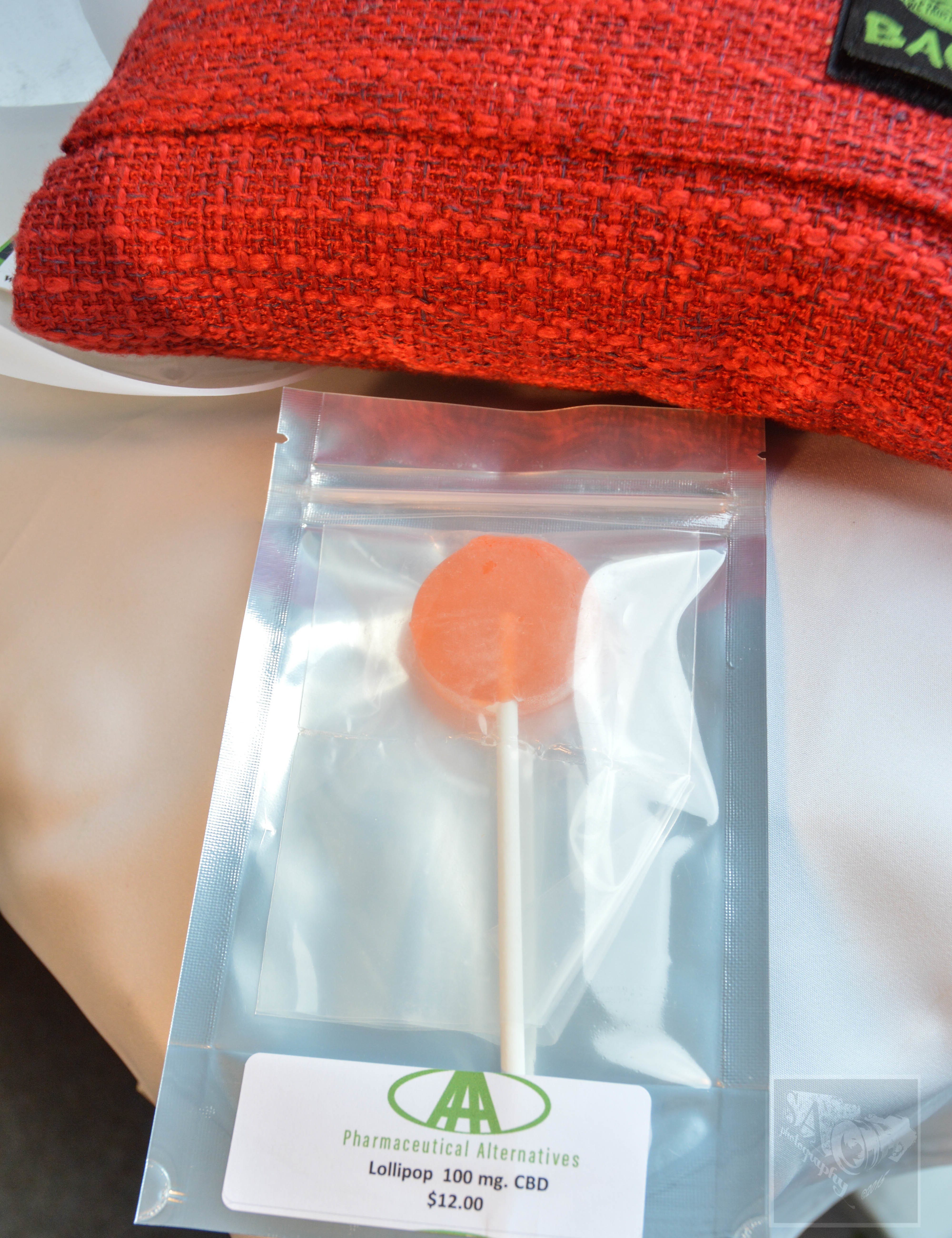 edible-100-mg-cbd-lollipop