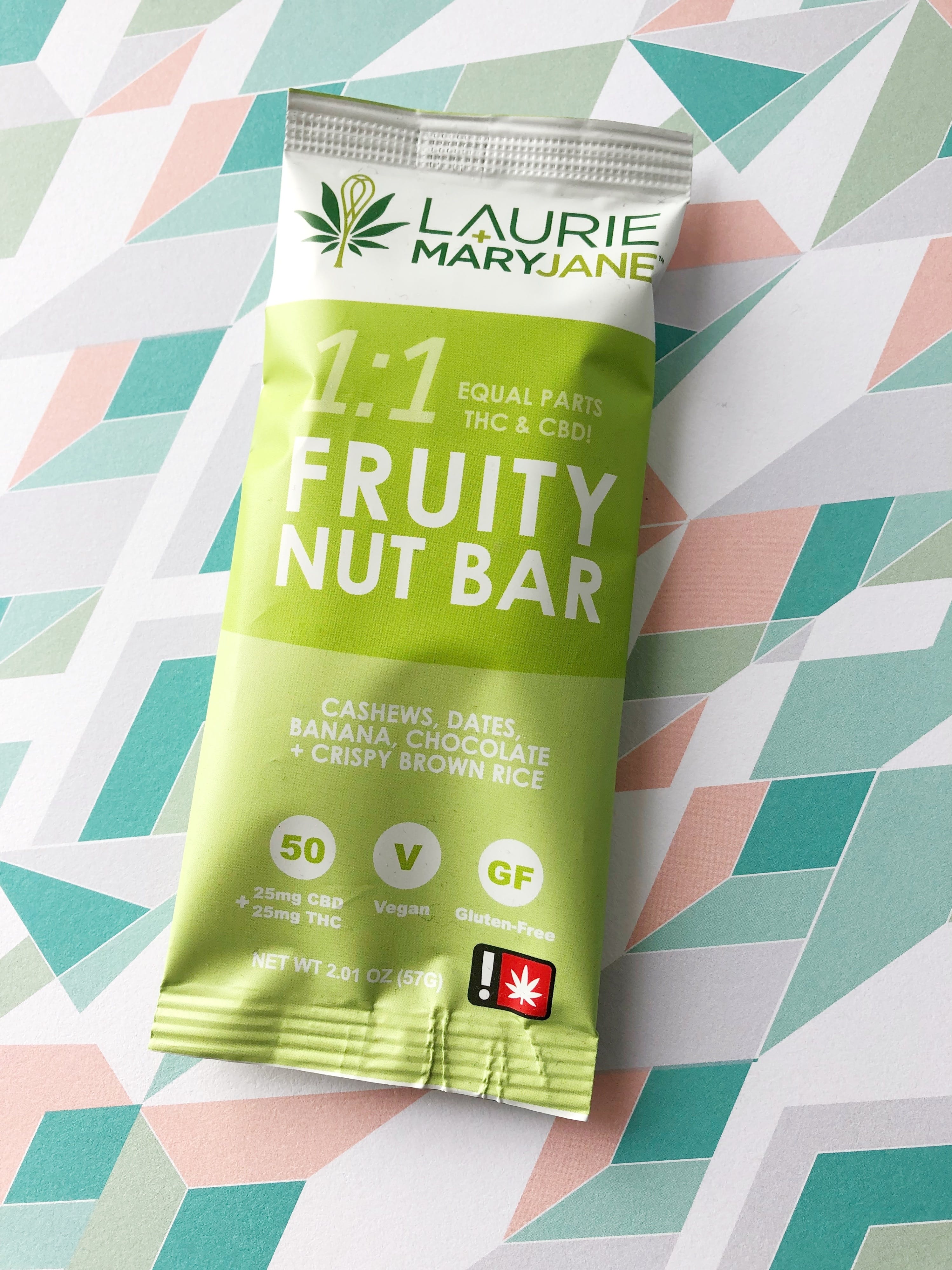 edible-11-fruity-nut-bar