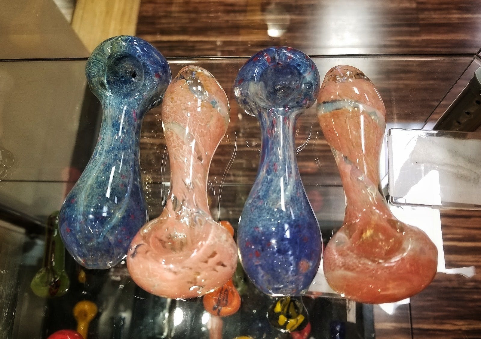 gear-4-5-art-frit-mixed-assorted-color-dot-pipe