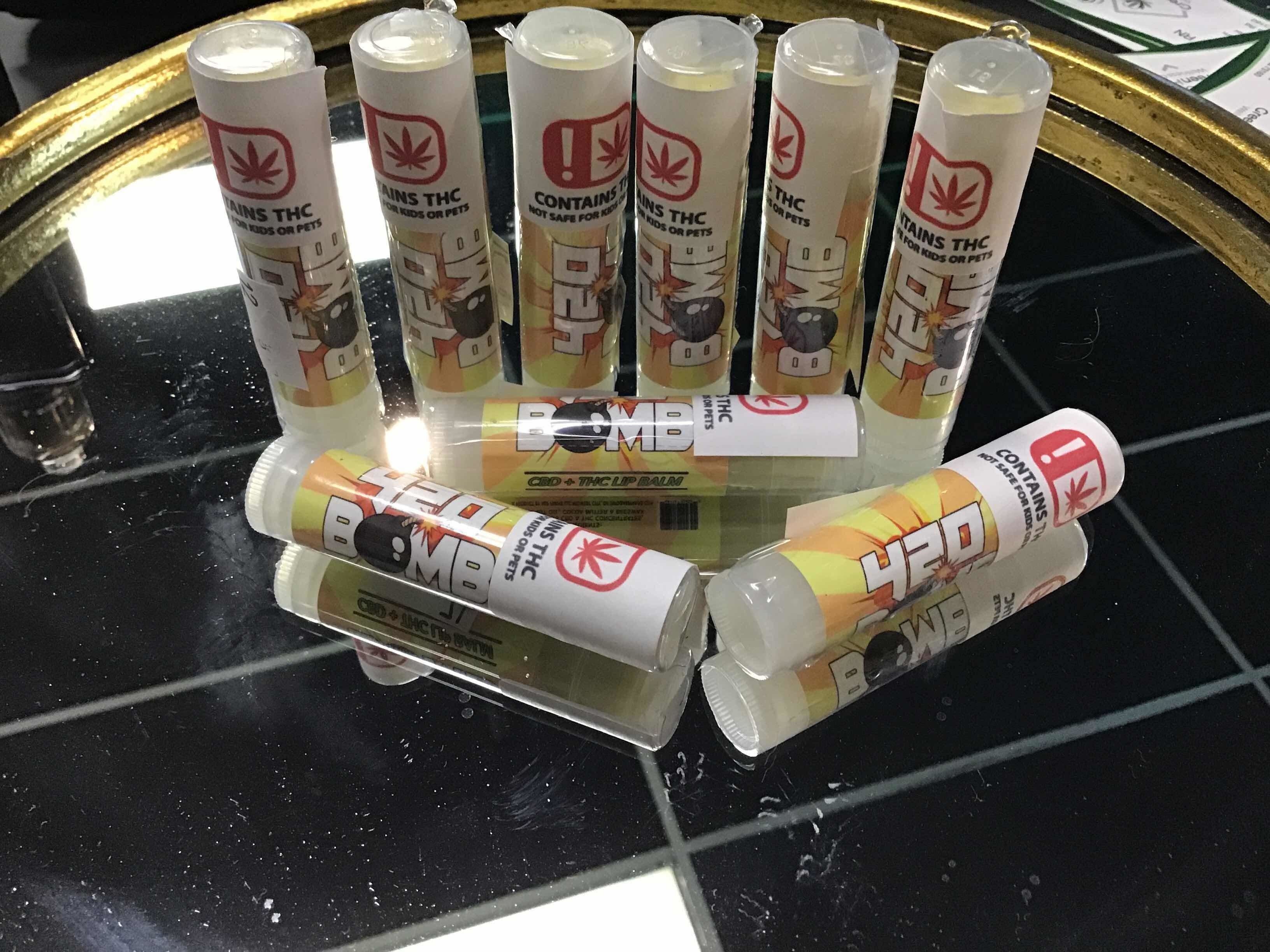 topicals-420-bomb-chapstick-12mg