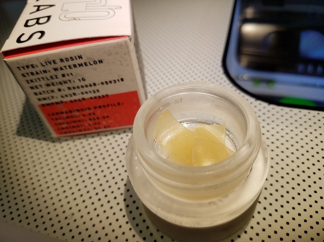 concentrate-710-labs-watermelon-zkittlez-live-rosin