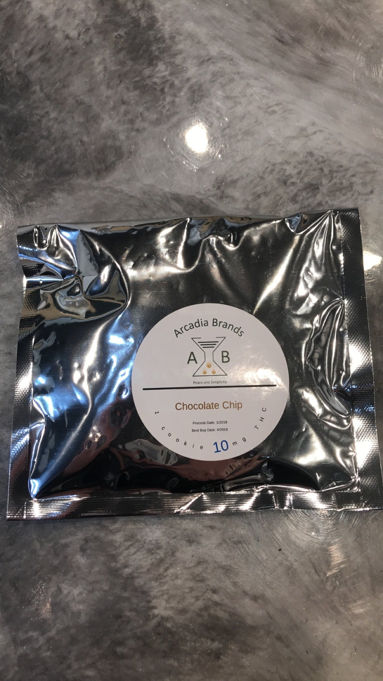 edible-arcadia-brands-chocolate-chip-cookie-10mg-thc