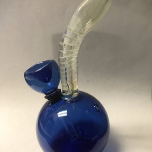 Assorted Color Bottom Water Pipe