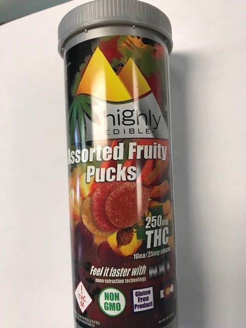 Assorted Fruity Pucks- 250mg