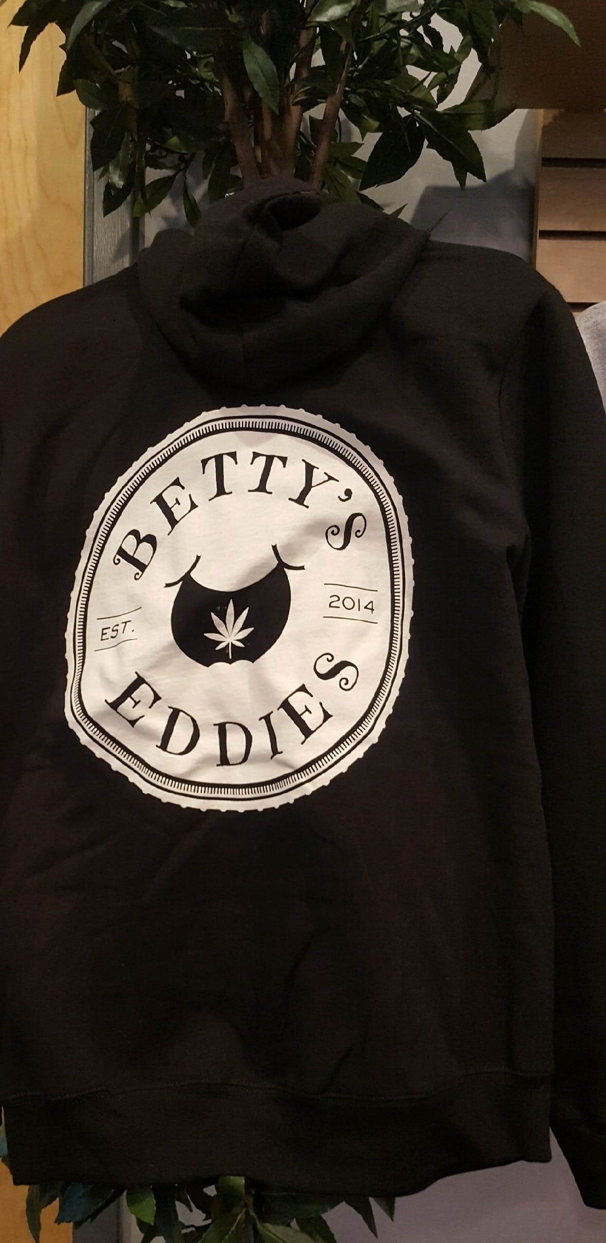 gear-bettys-eddies-hoodie