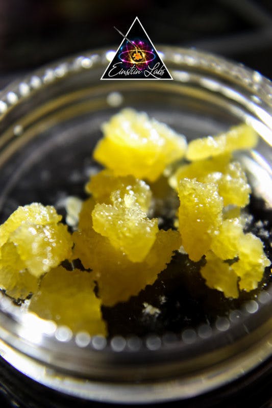 concentrate-blue-ak-79-34-25thc-crumble-einstein-labs
