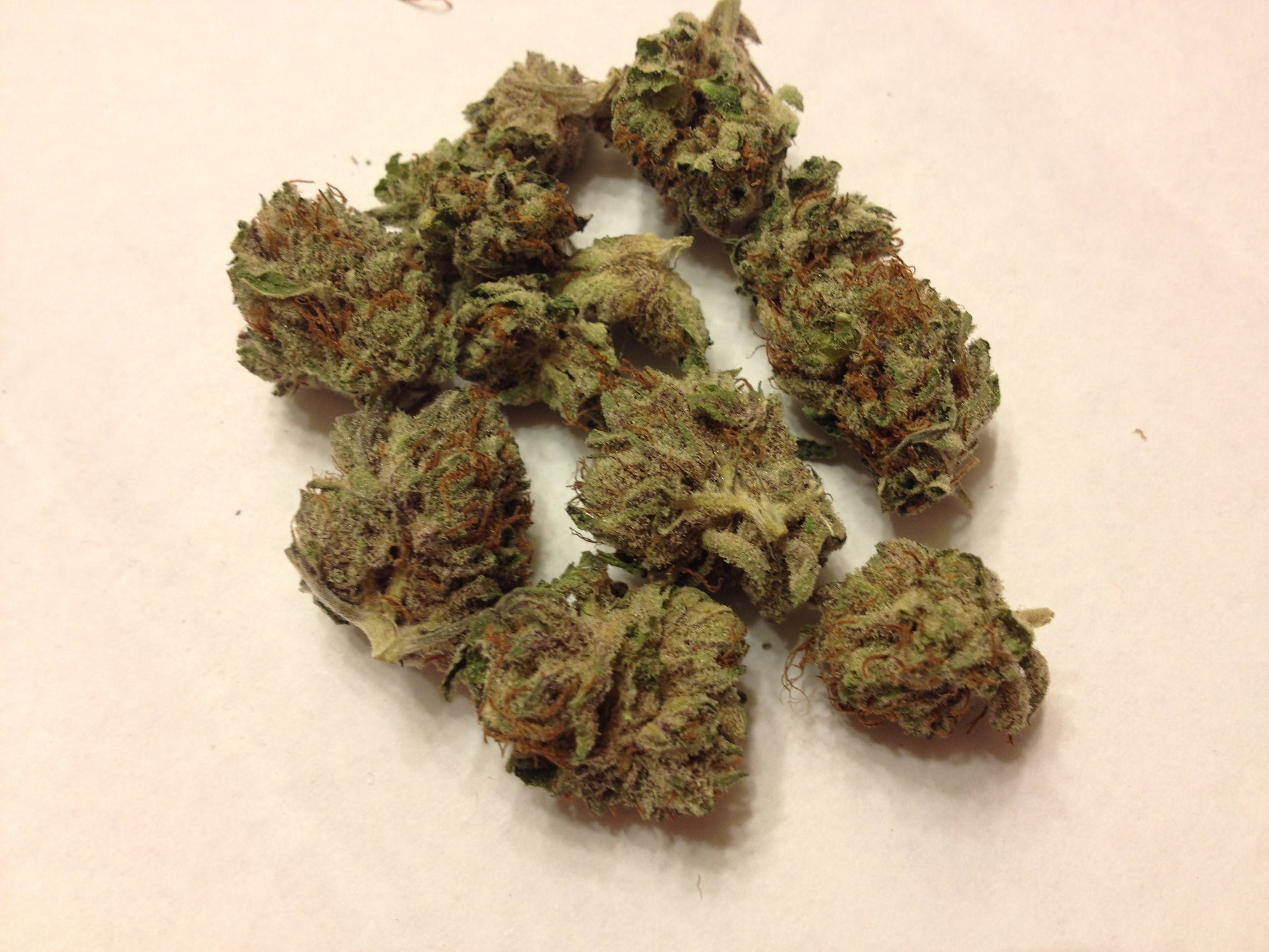 marijuana-dispensaries-517-128th-st-sw-suite-b-everett-blueberry-cheesecake-popcorn-cascade-cannabis-crest