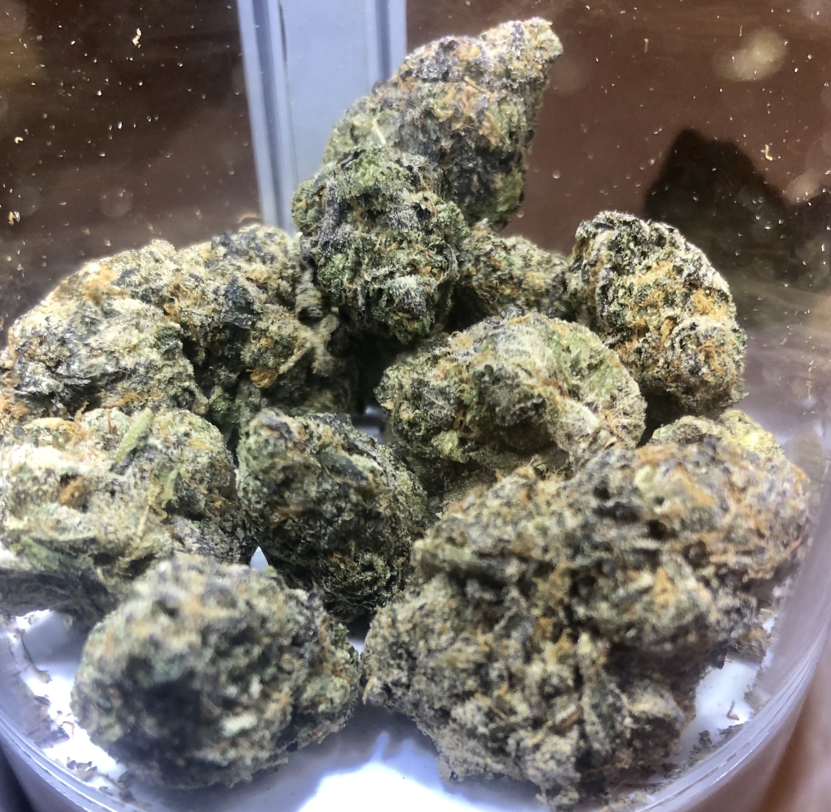 marijuana-dispensaries-vip-collective-in-los-angeles-blueberry-cookies