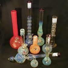 BONGS and PIPES