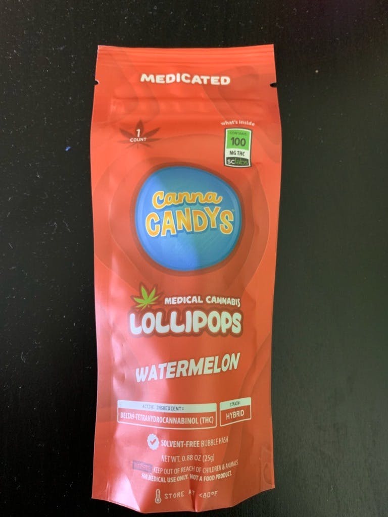 edible-canna-candy-lollipops