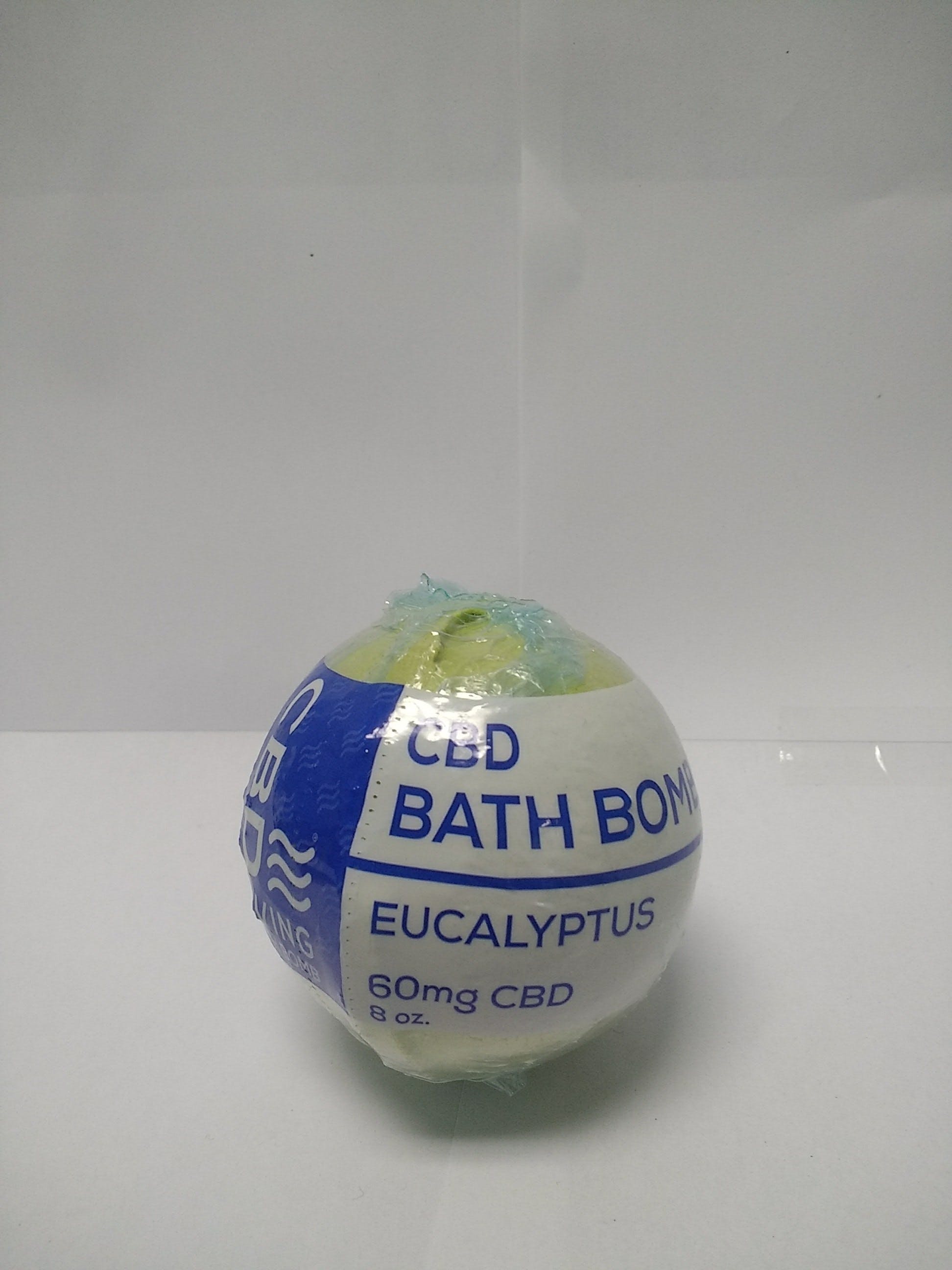 topicals-cbd-living-eucalyptus-60mg-bath-bomb