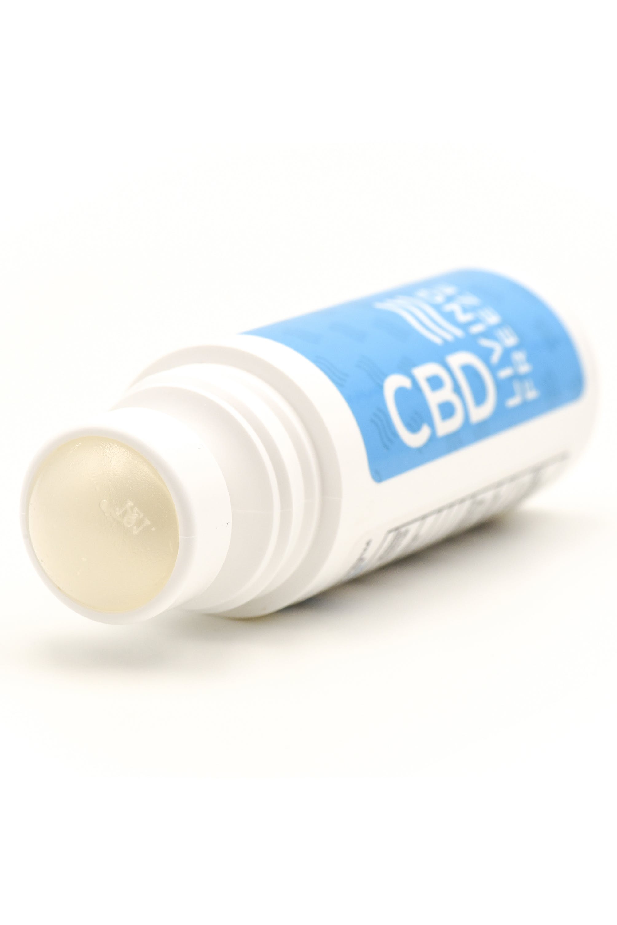topicals-cbd-living-freeze-roll-on-pain-relief