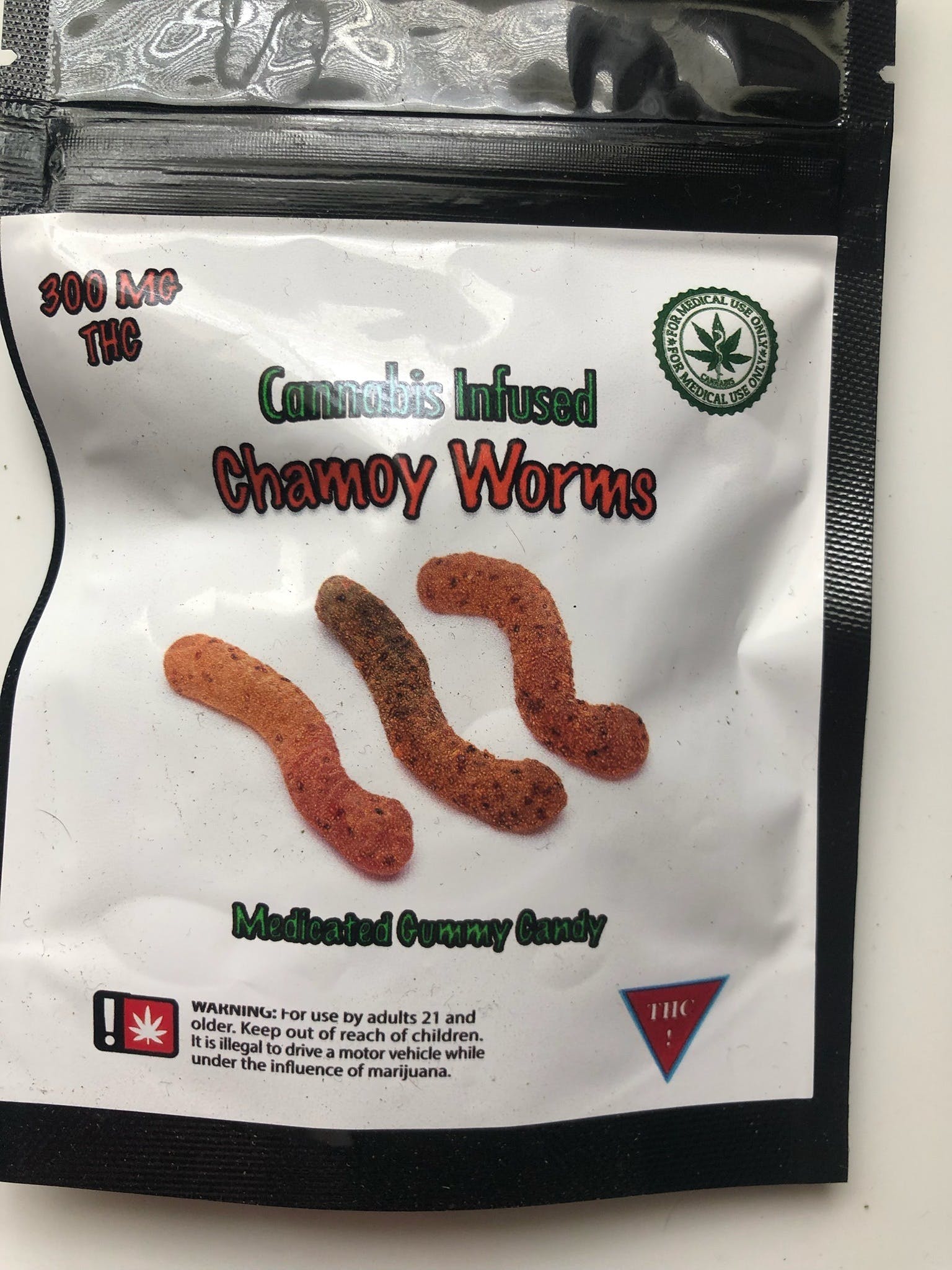 edible-chamoy-worms-300-mg