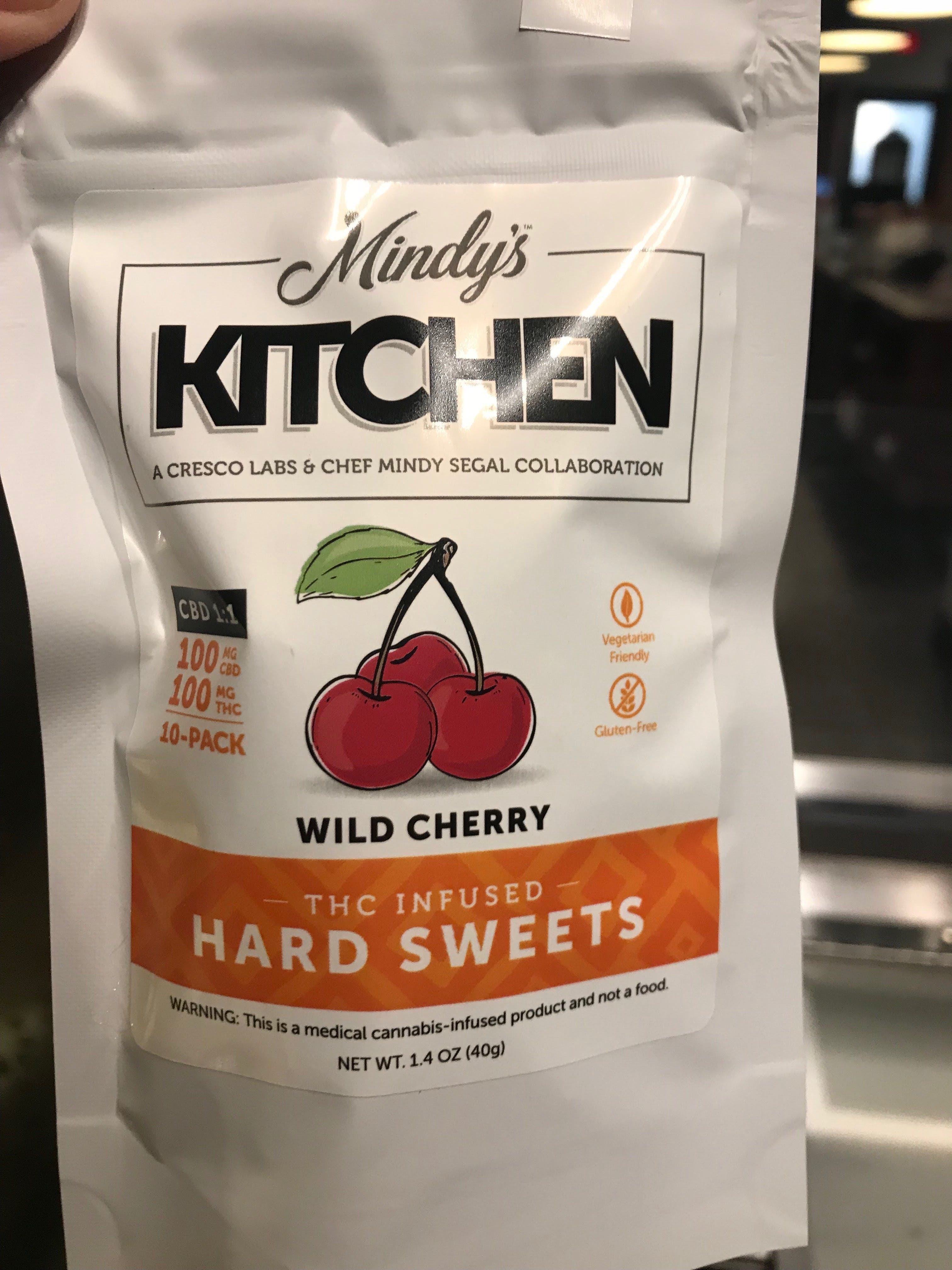 edible-cherry-11-hard-candys