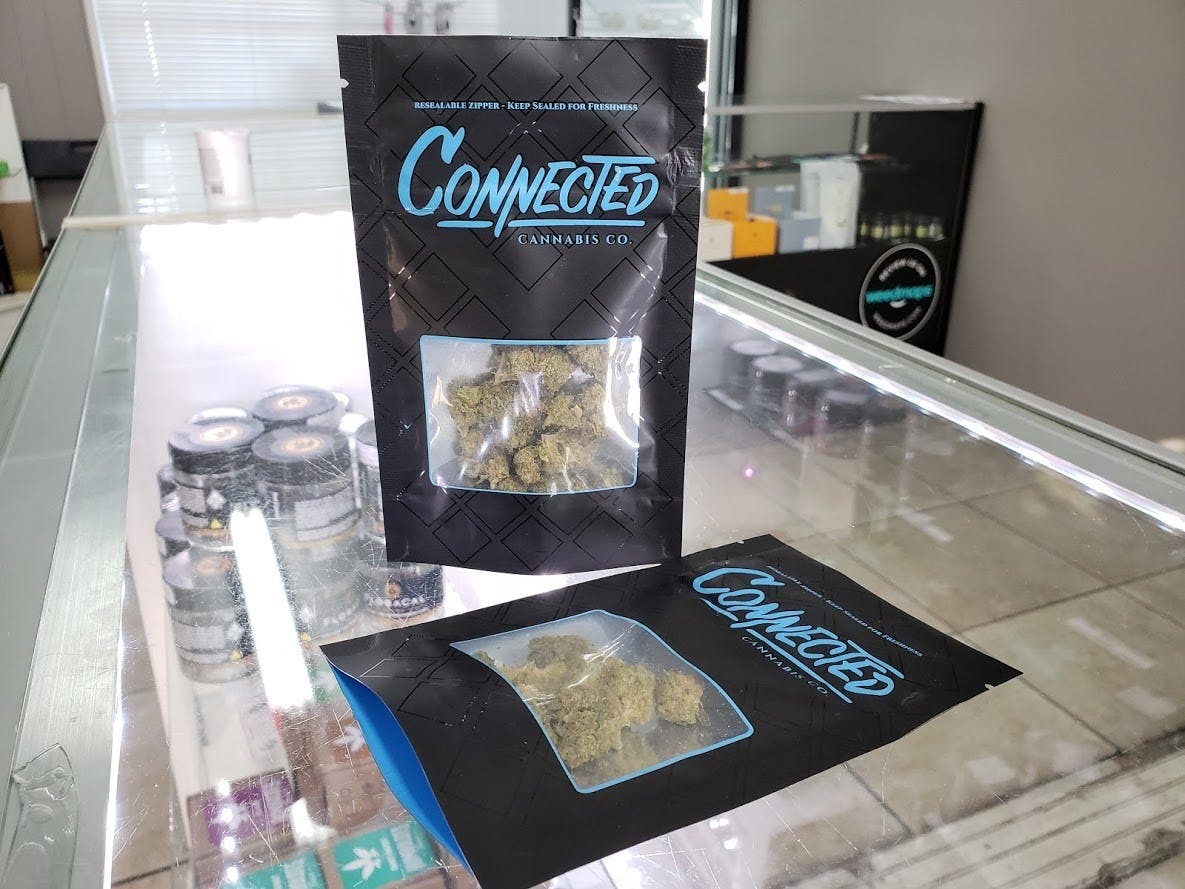 marijuana-dispensaries-141-n-chester-ave-bakersfield-connected-smarties-outdoor-18th