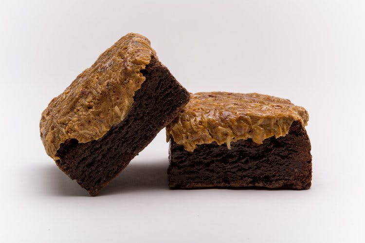 edible-copia-xl-german-chocolate-brownie