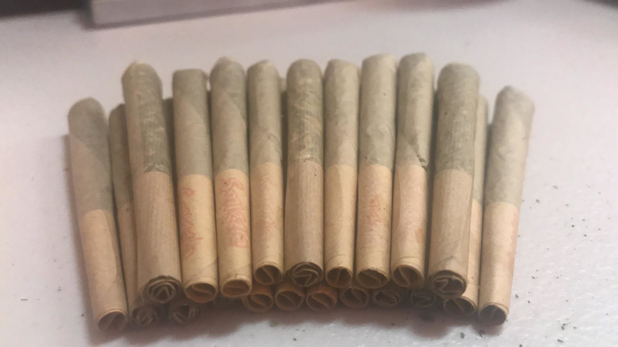 preroll-exclusive-mini-joints