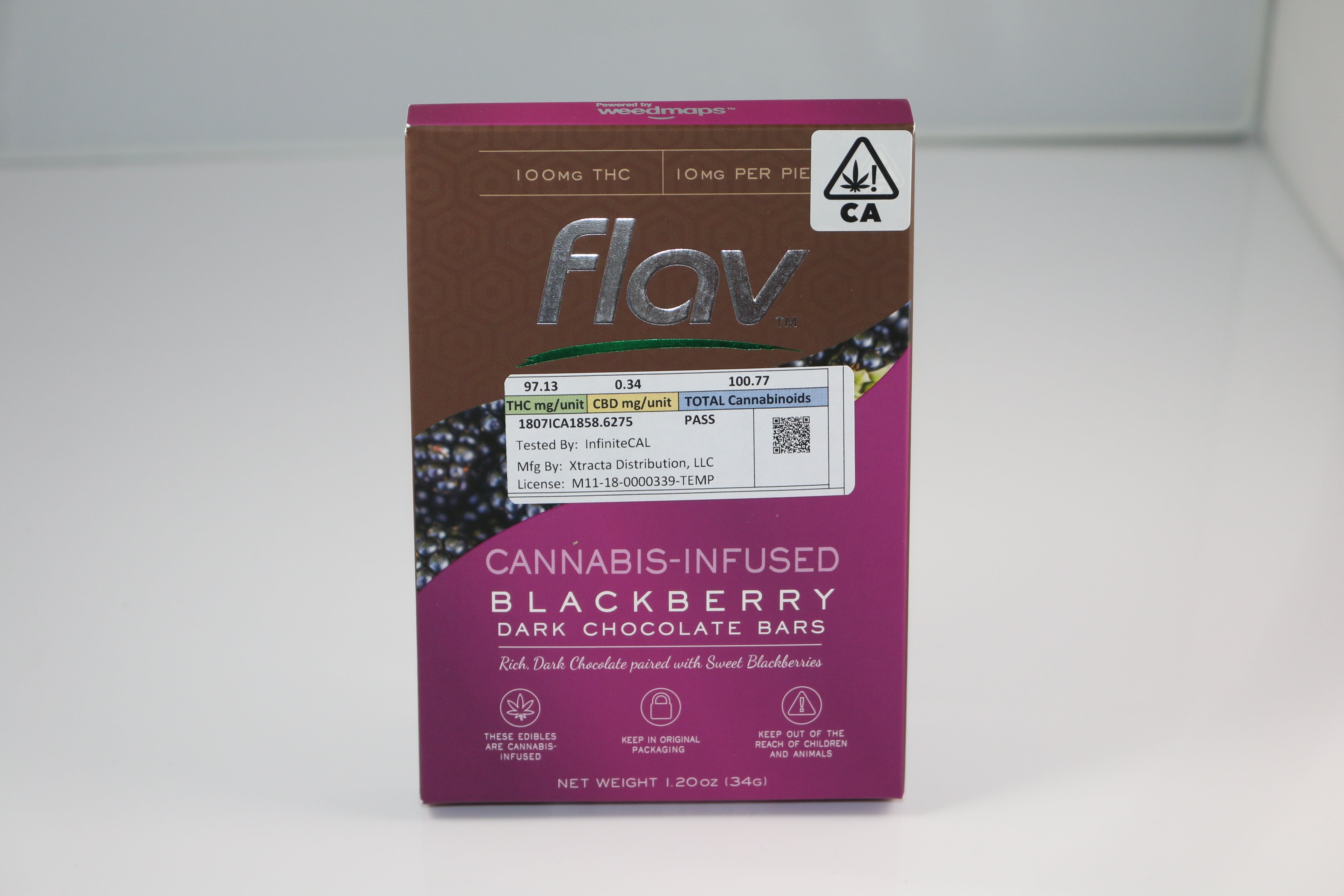marijuana-dispensaries-omnia-industry-in-los-angeles-flav-blackberry-chocolate-bar-100mg
