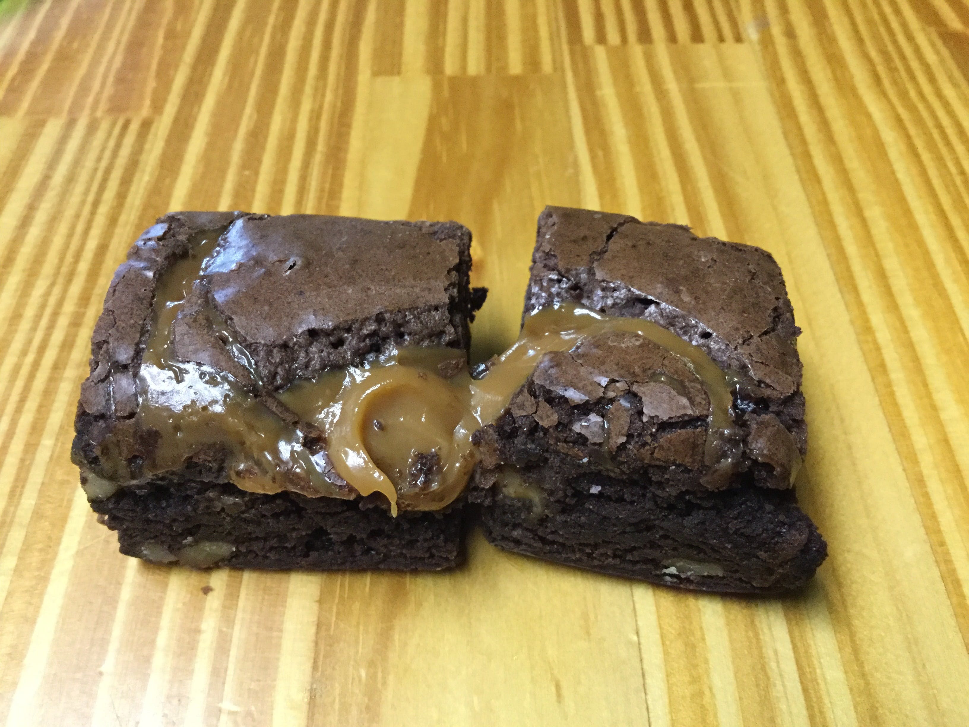edible-full-bloom-brownies
