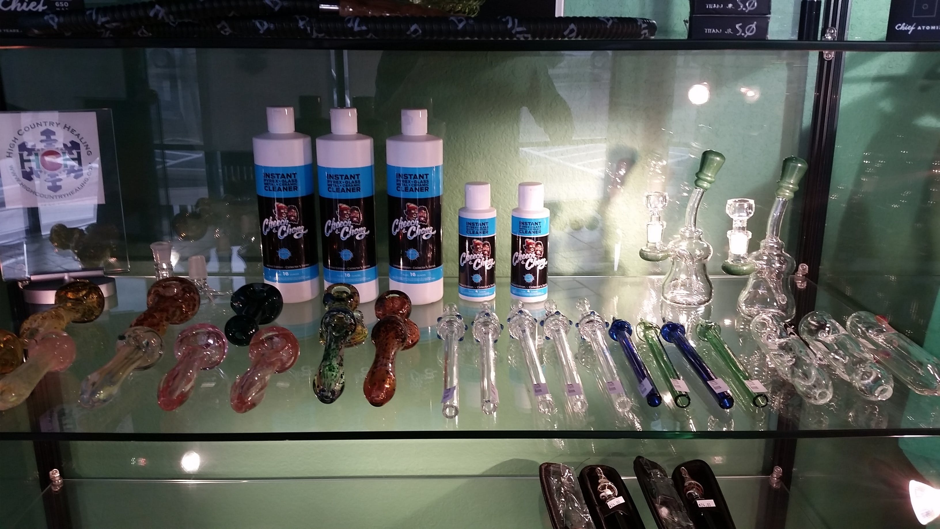marijuana-dispensaries-greenleaf-compassion-center-new-jersey-in-montclair-glass-bowls