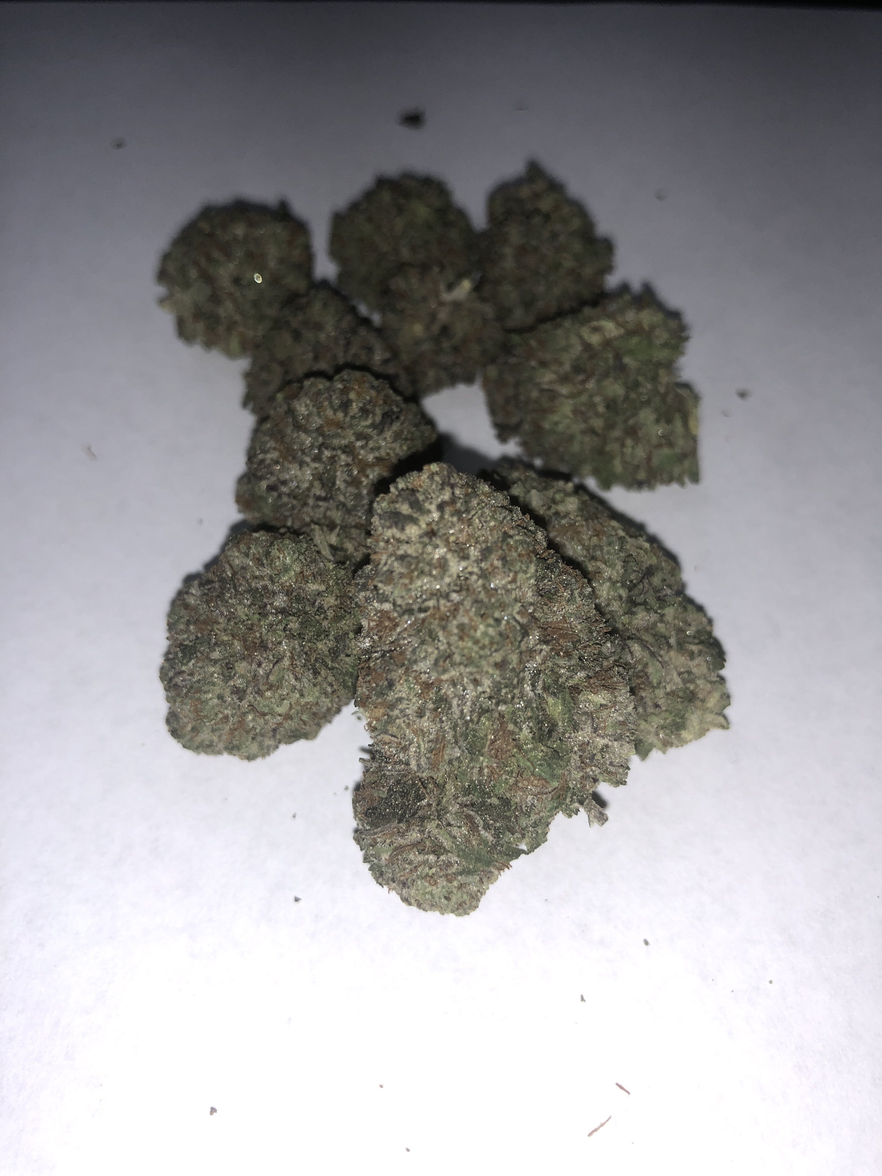 marijuana-dispensaries-detroit-herbal-center-in-detroit-grape-cookie