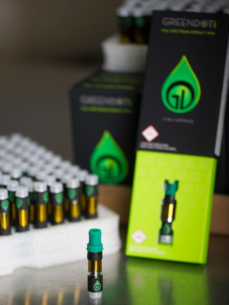 concentrate-green-dot-labs-black-label-fse-500mg-cartridge