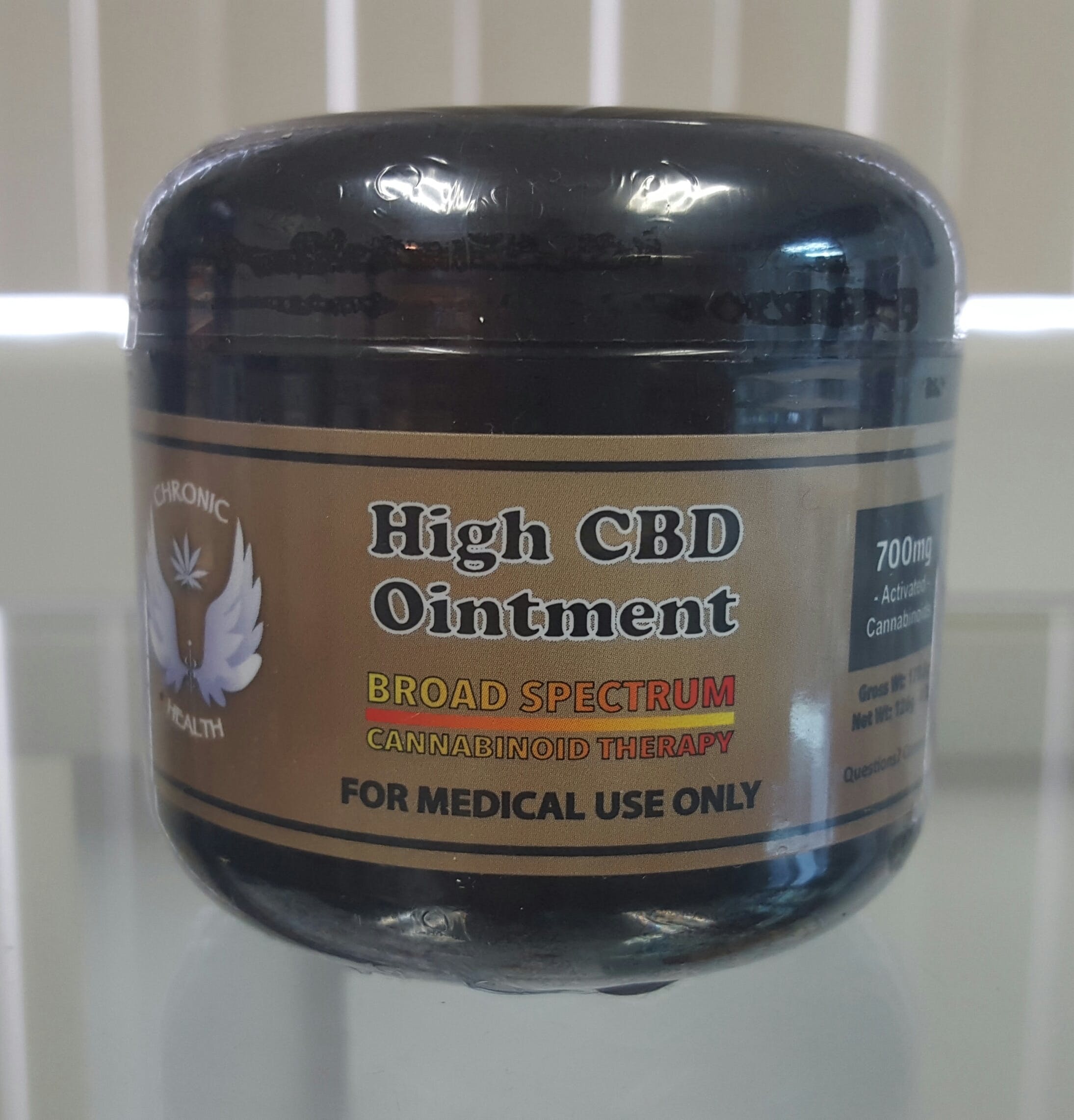 topicals-halo-high-cbd-ointment-700mg