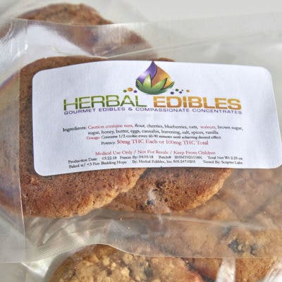Herbal Edibles Hybrid Peanut Butter Chocolate Chip Cookie