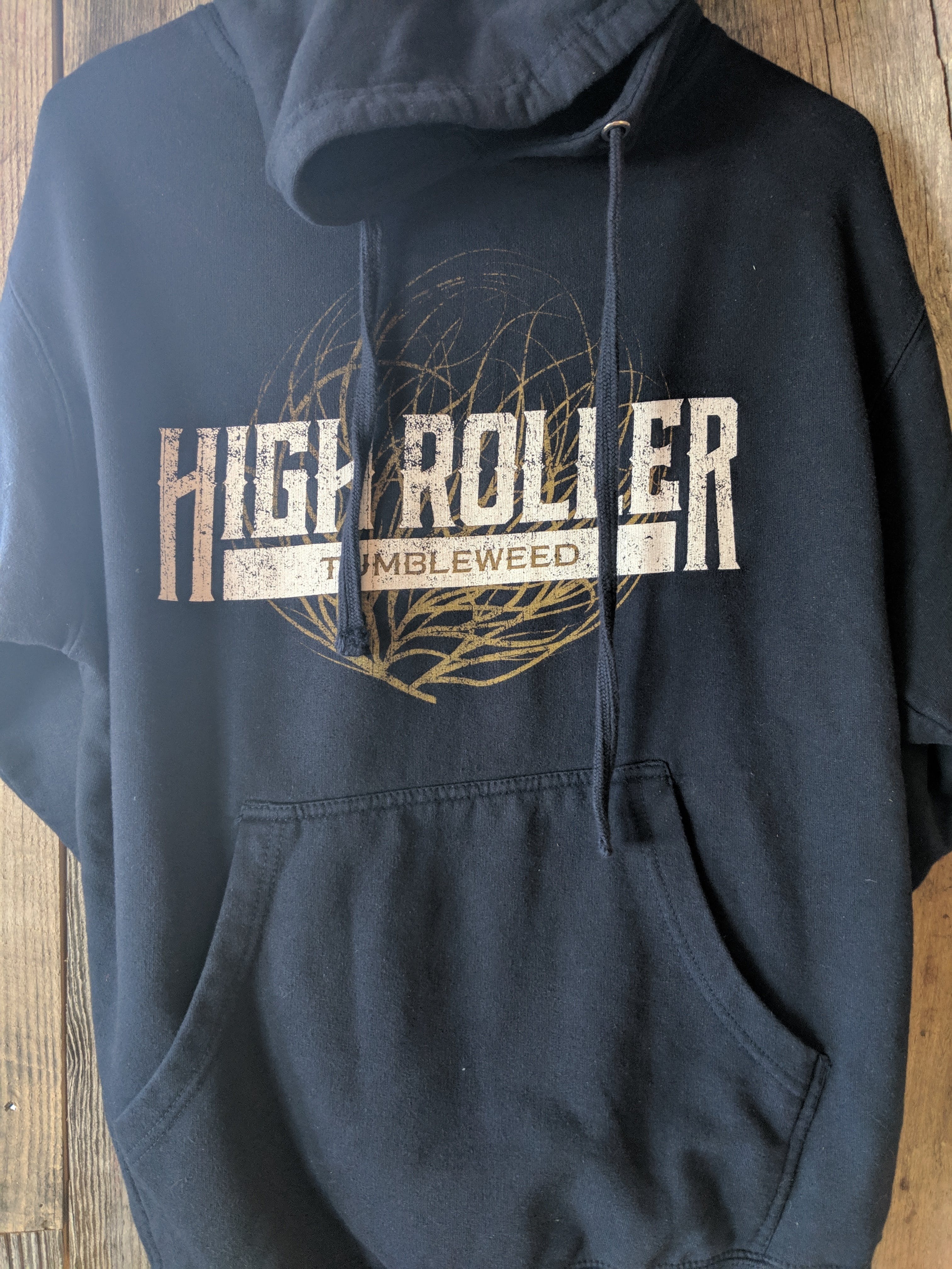 gear-high-roller-pull-over