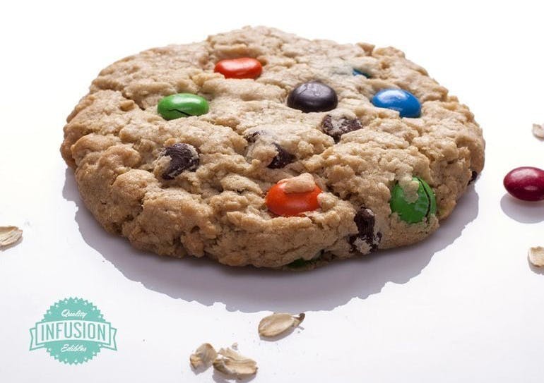 edible-infusion-cookie-100mg-cowboy-indica-blend