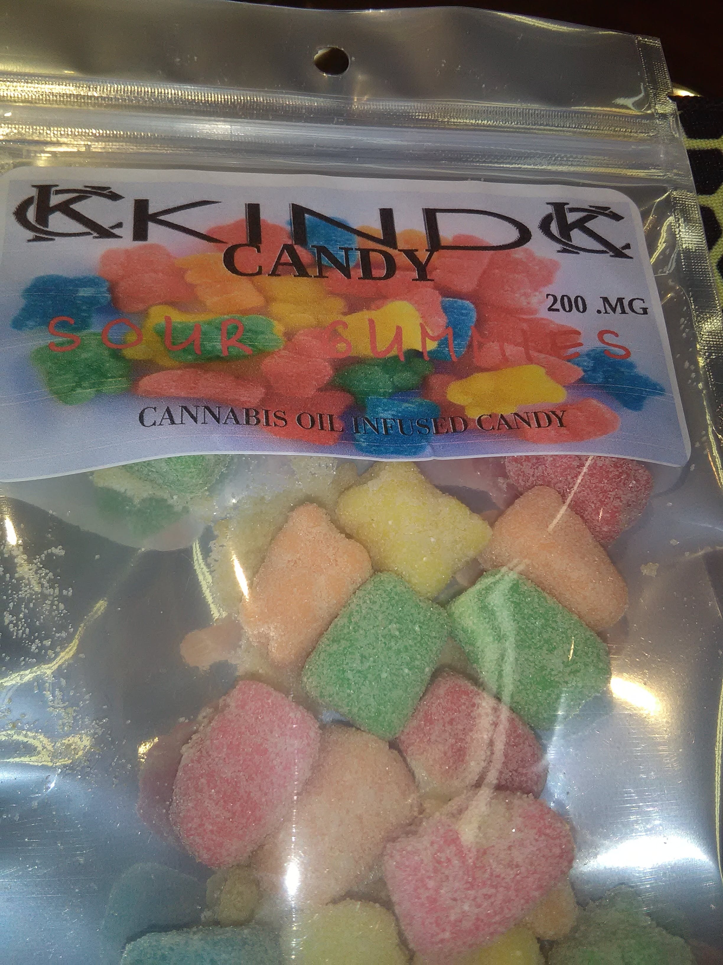 edible-kind-candy-sour-gummies-200-mg