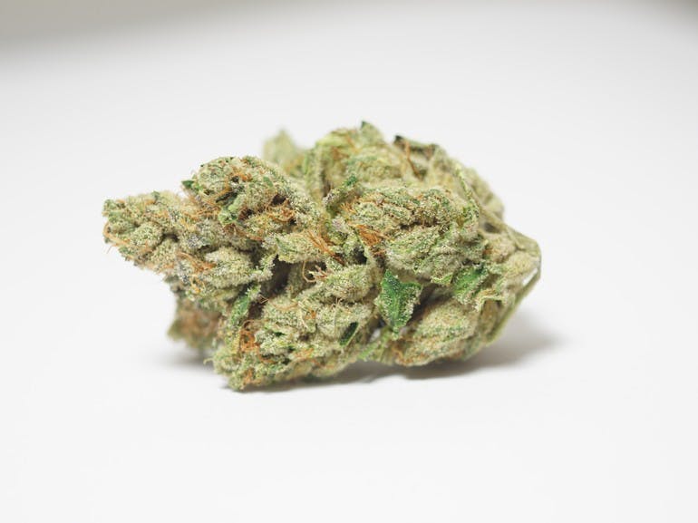marijuana-dispensaries-420-mart-in-los-angeles-king-louie