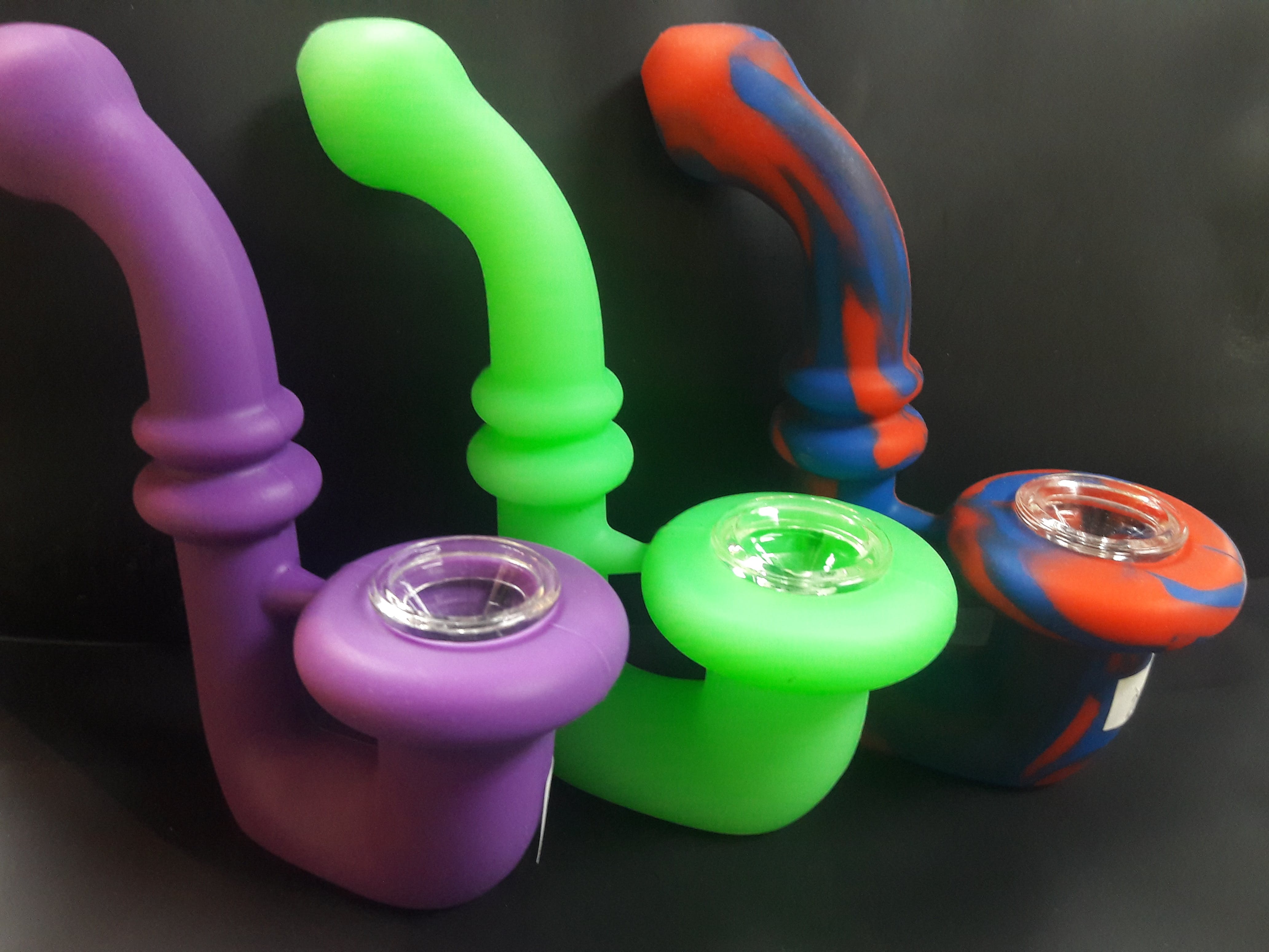 gear-large-silicone-pipe