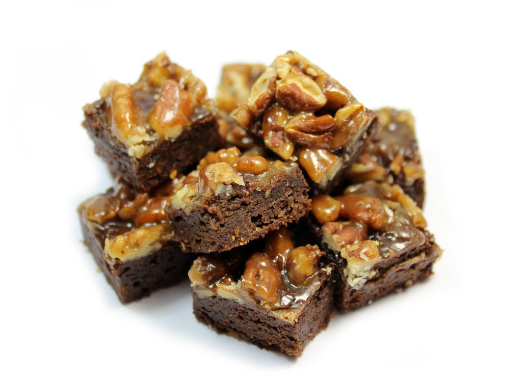 edible-loves-oven-turtle-brownies-indica