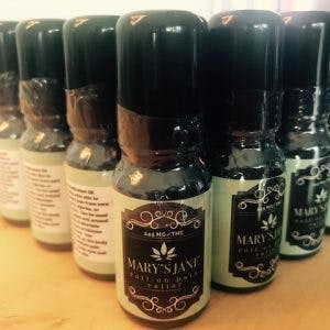 Mary's Jane: Roll On Pain Relif Oil CBD