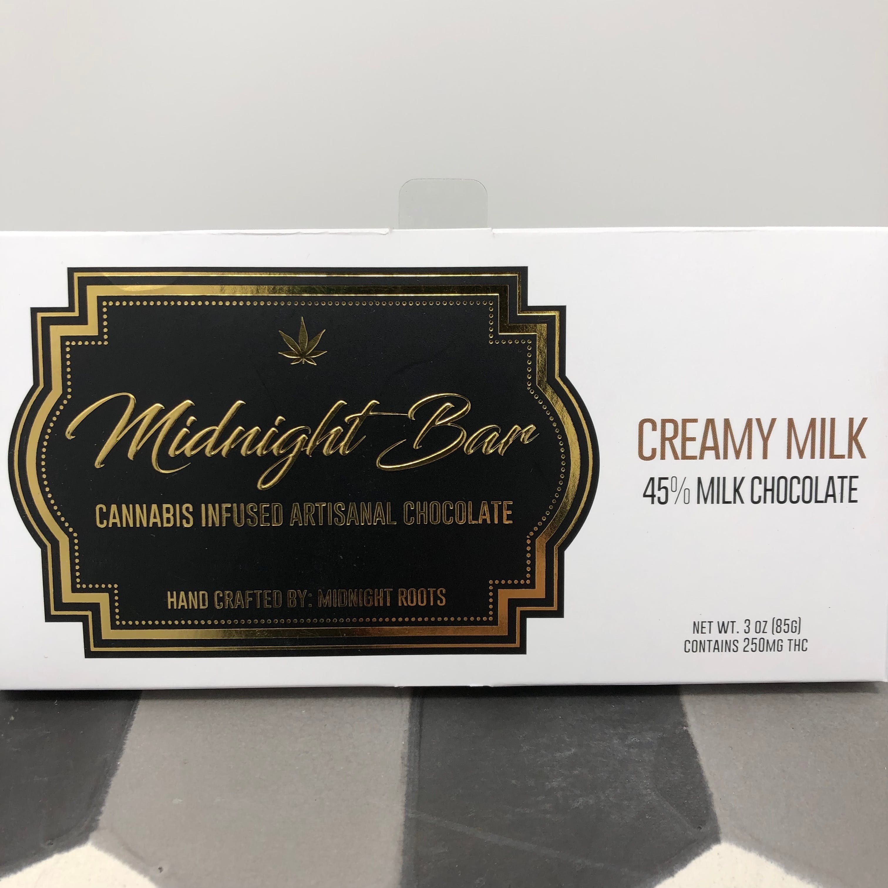Midnight Bar 200mg Creamy Milk Chocolate Bar