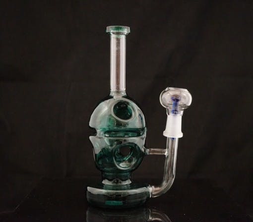 gear-mothership-glass-water-pipe