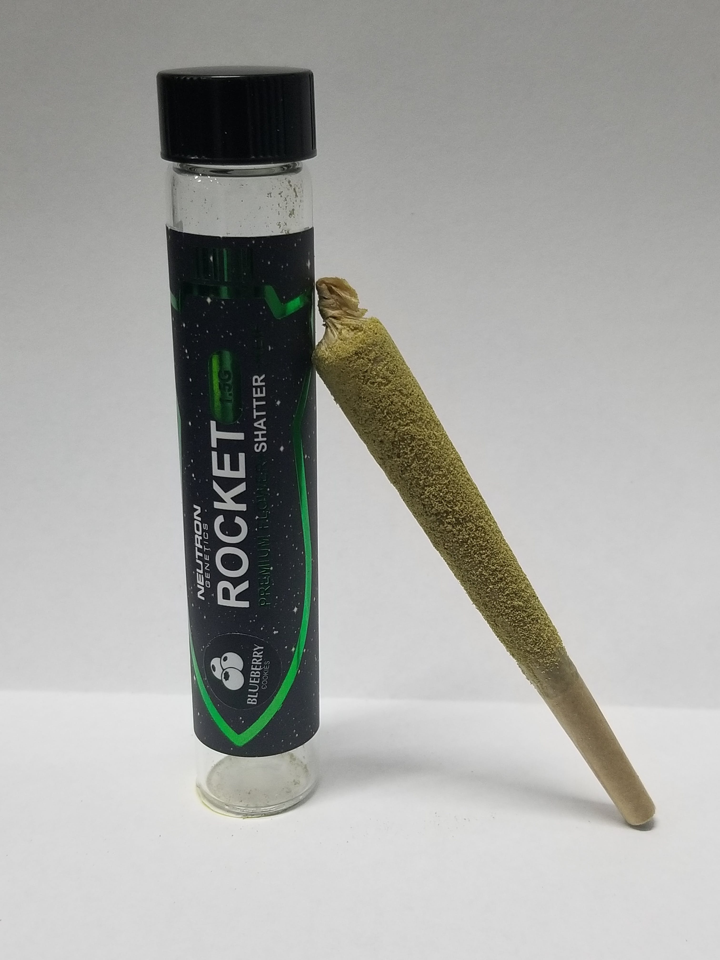 marijuana-dispensaries-sexy-nuggs-collective-in-los-angeles-neutron-genetics-rocket-shatter-joint-2-4020