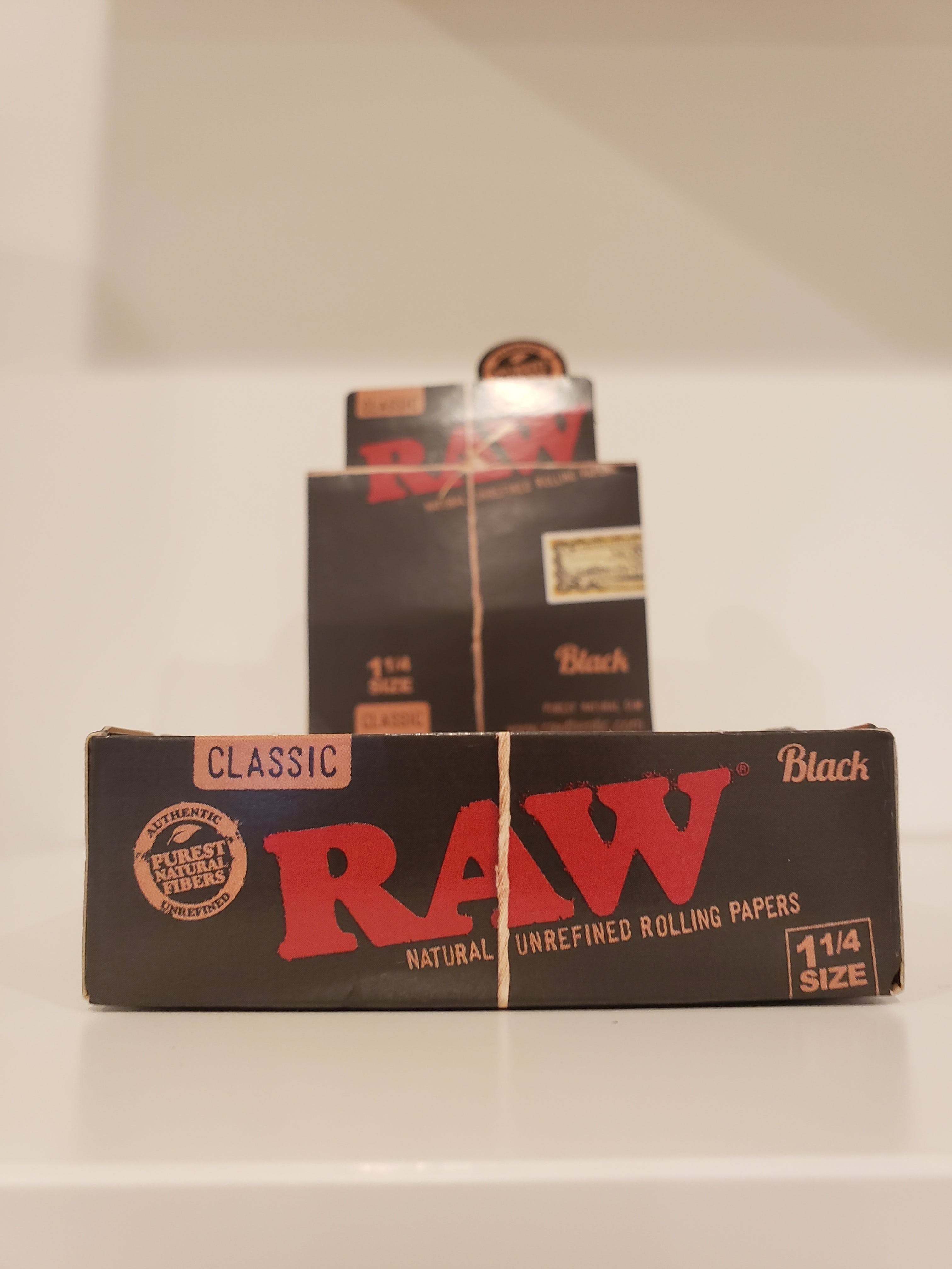 gear-papers-1-14-black-hemp-papers-raw
