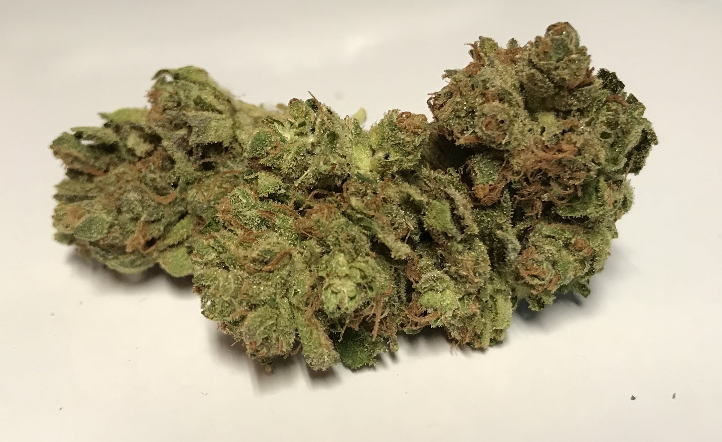 marijuana-dispensaries-green-plus-in-oklahoma-city-pineapple