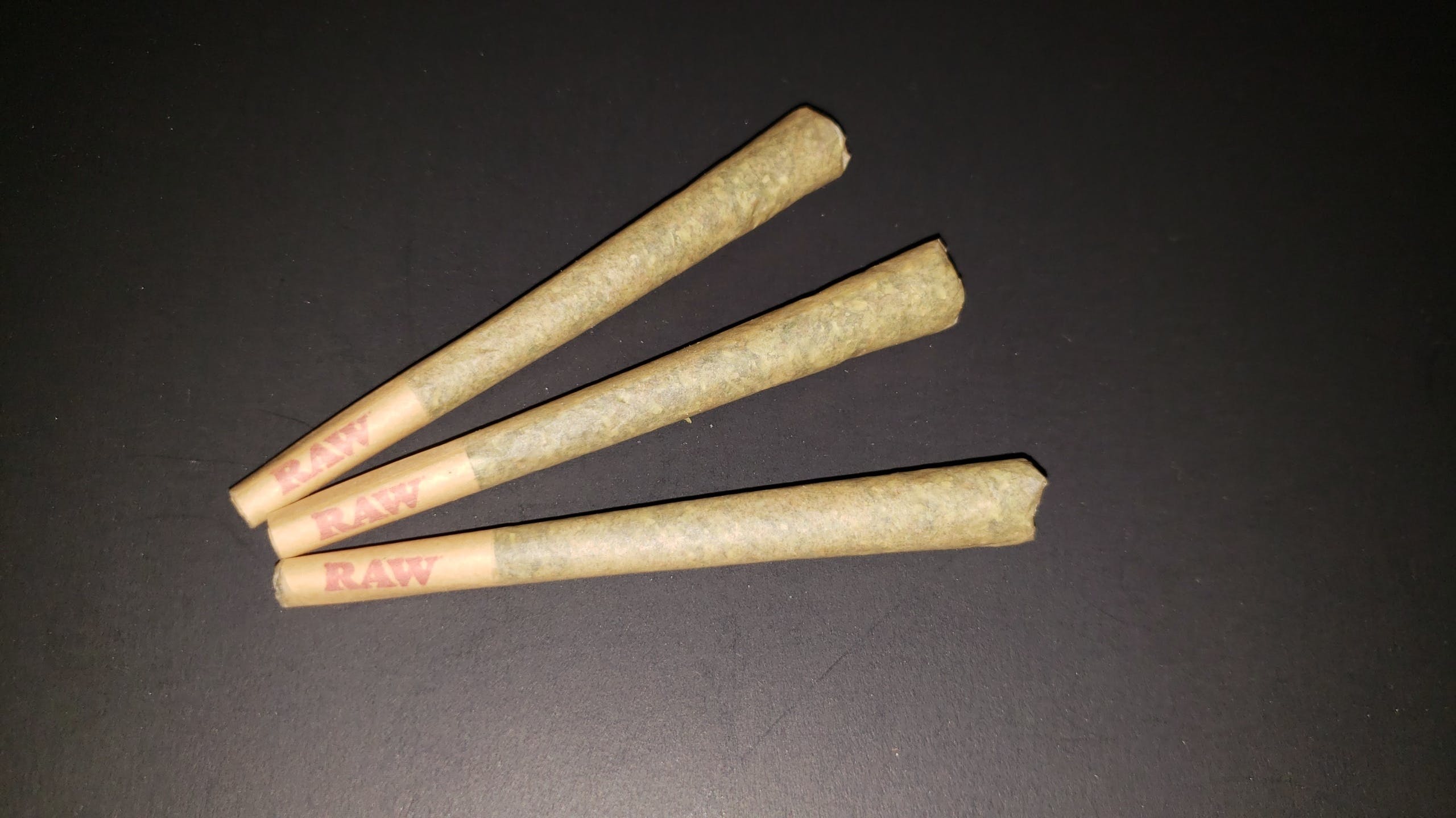 preroll-pre-rolled-cones-3-pack