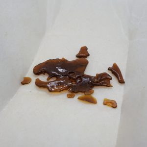 Raspberry Cough Shatter by Wild West Extracts