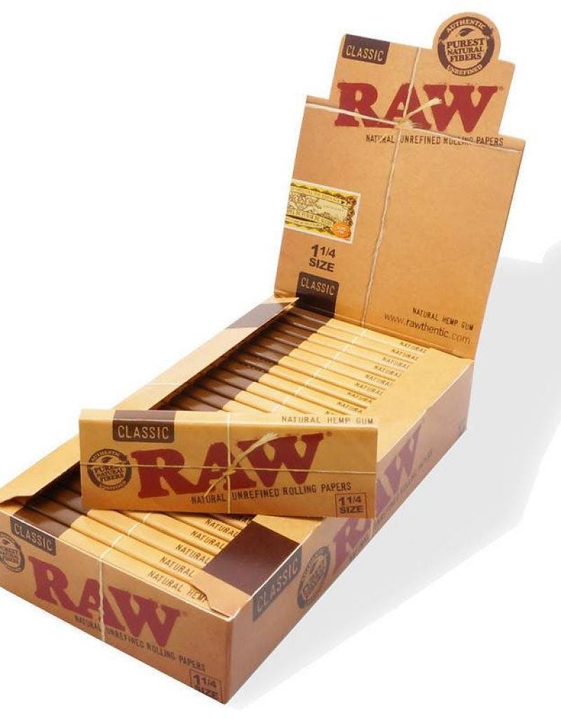 Raw Classic Rolling Paper 1 1/4