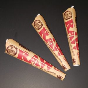 Raw Cones KING (3) per pack