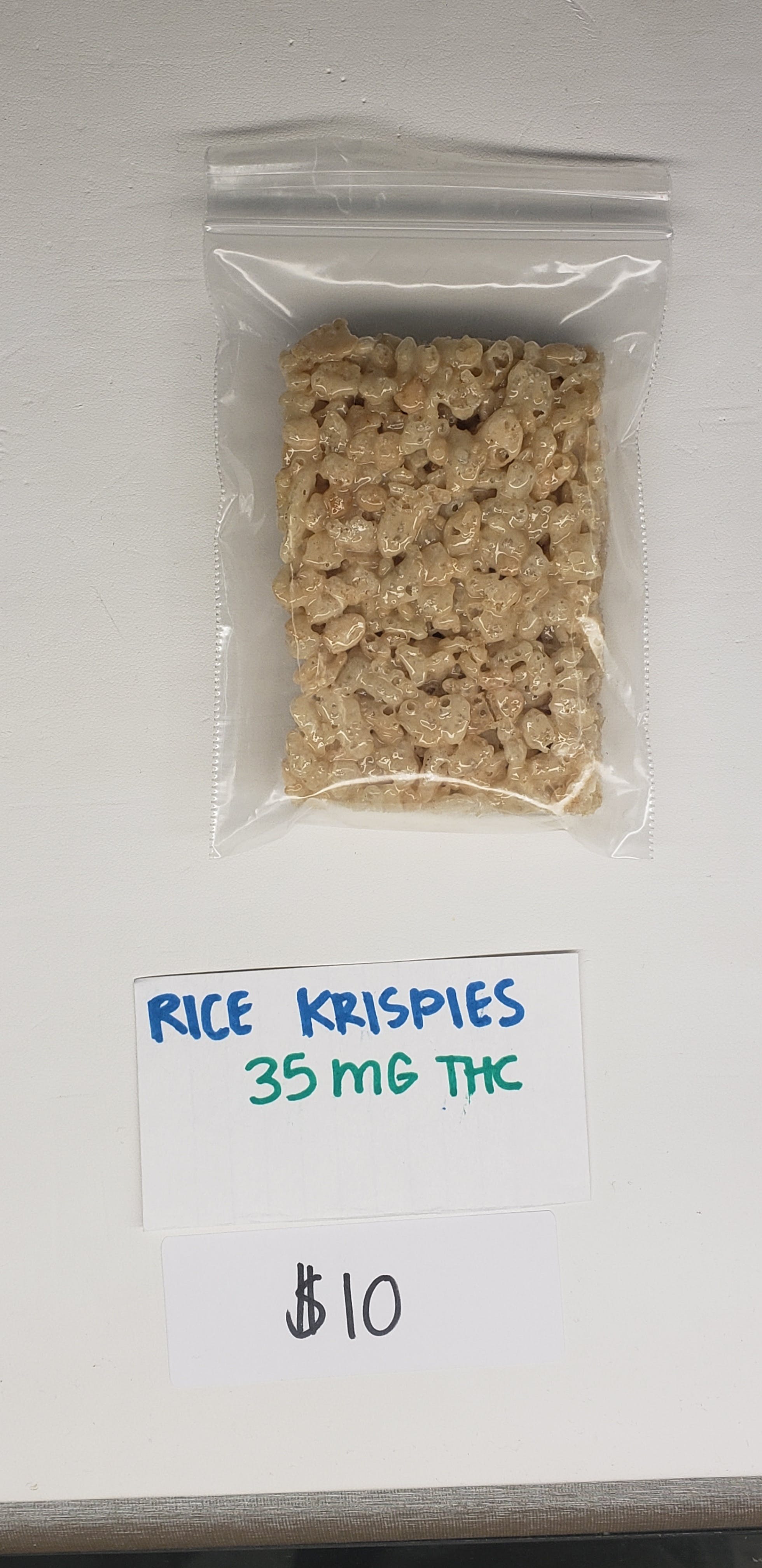 edible-rice-krispies-treat