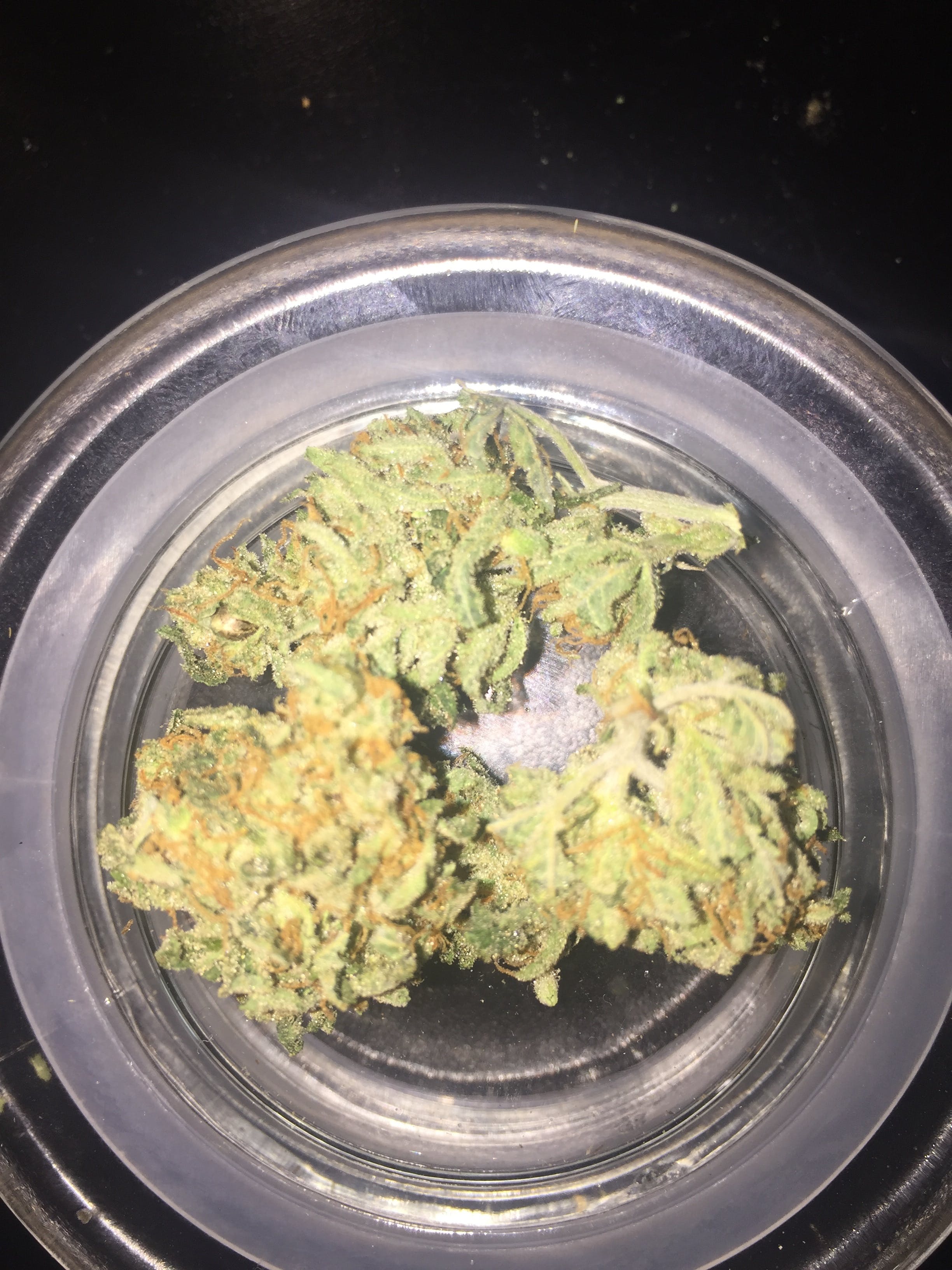 marijuana-dispensaries-house-of-zen-in-detroit-silver-kush