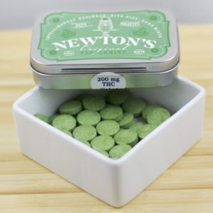 Sir Newton's: 40PK THC Cinnamon Mints