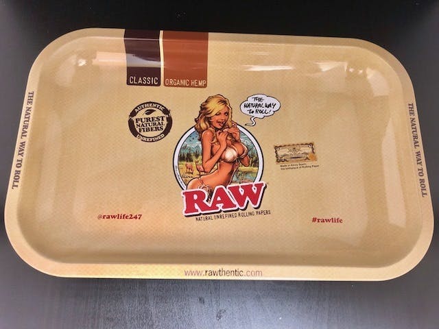 gear-small-raw-cover-girl-rolling-tray