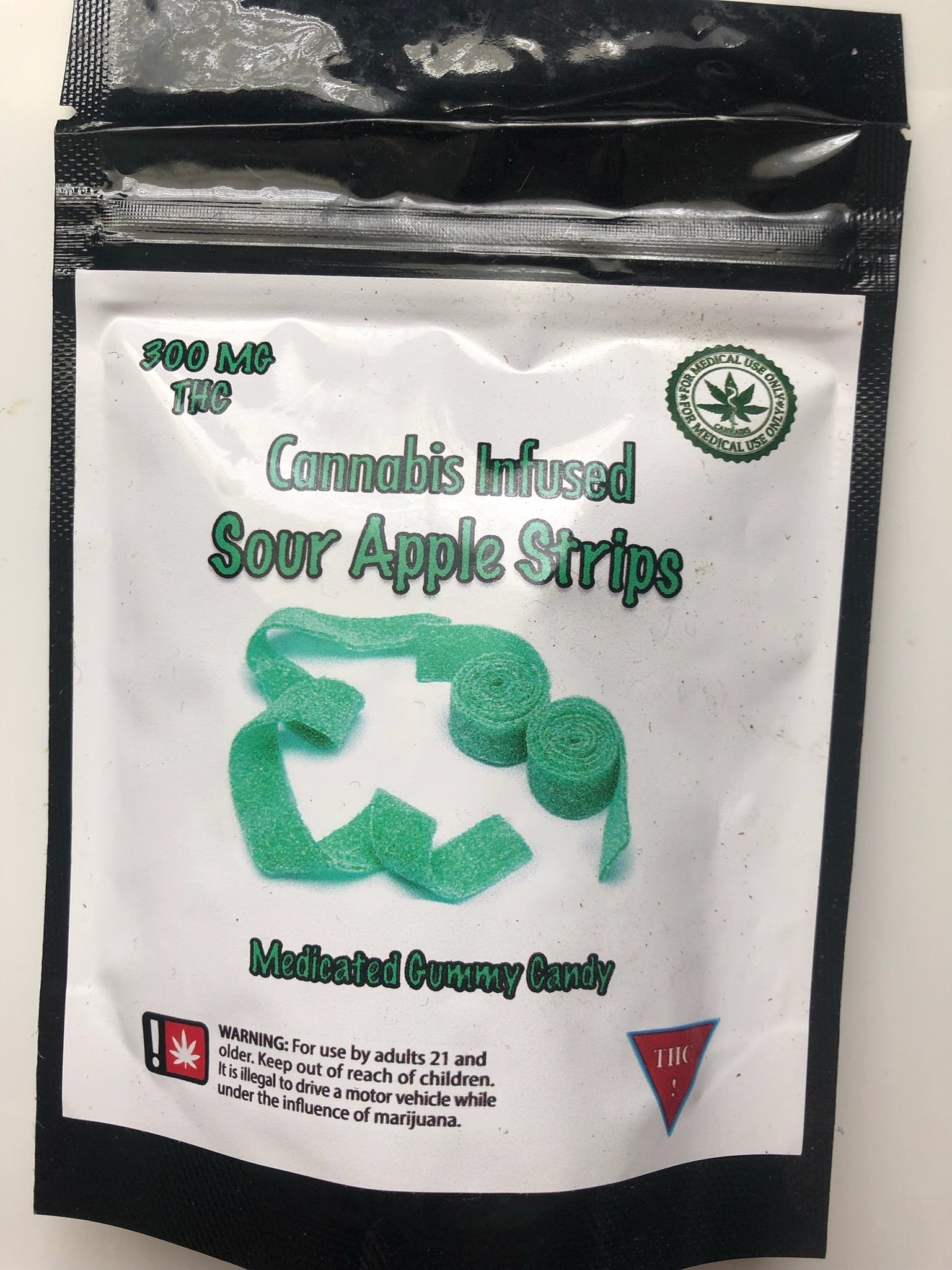 edible-sour-apple-strips-300-mg